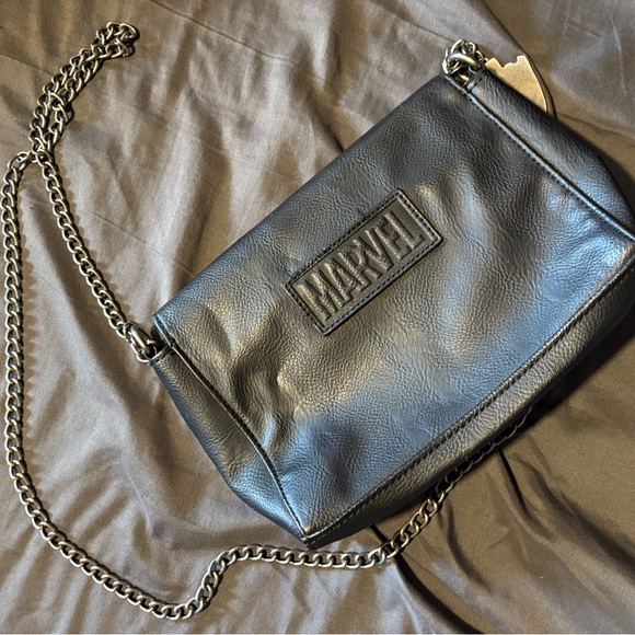 NWOT Marvel Guar of the Galaxy purse!🪴 - Picture 4 of 4